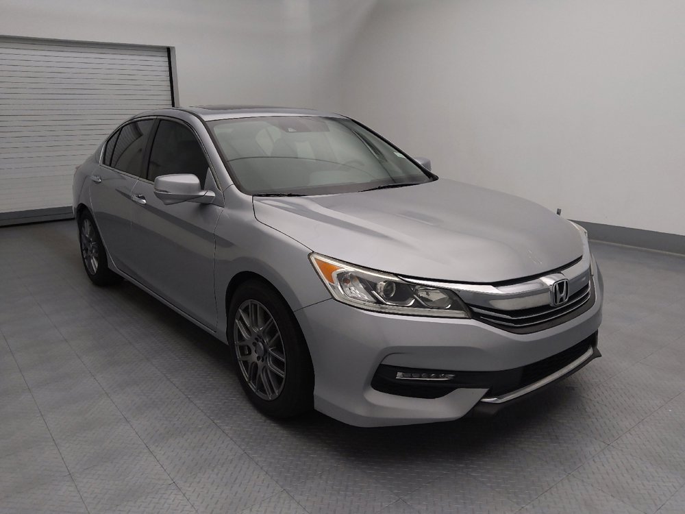 Used 2017 Honda Accord EX-L image 13