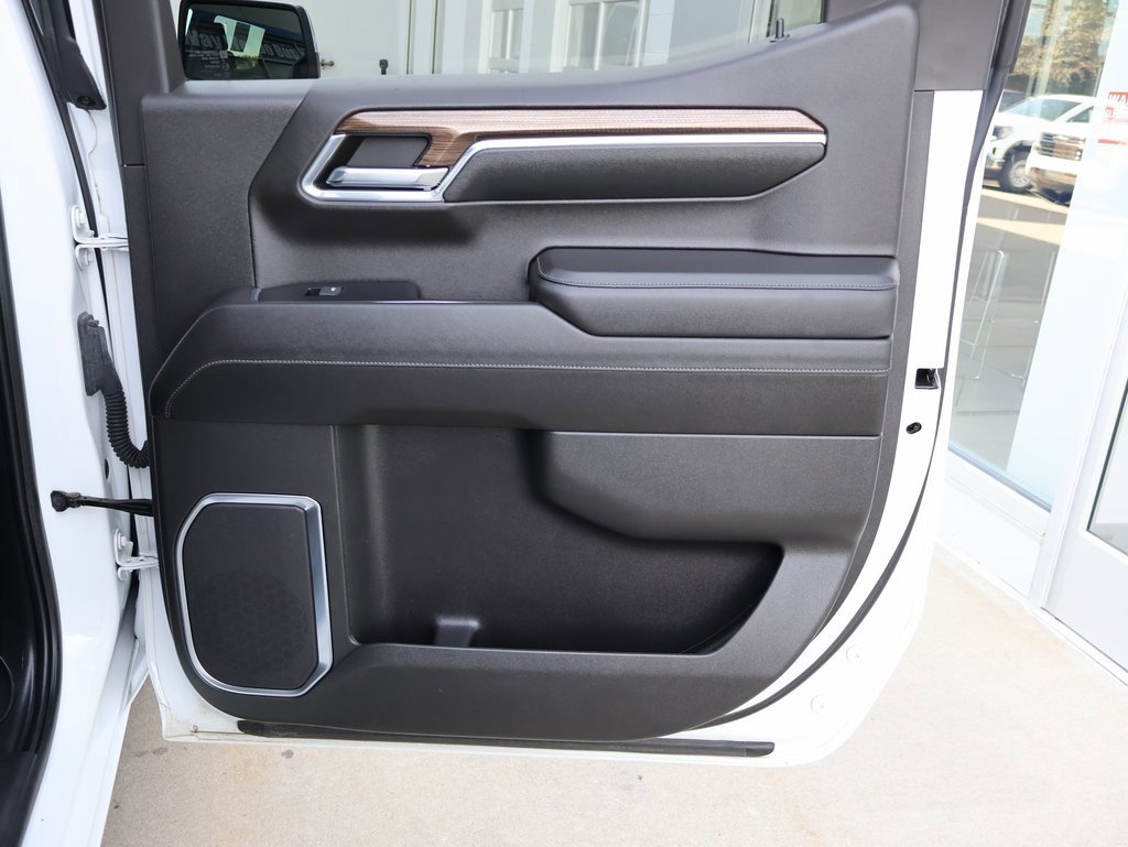 Used 2022 Chevrolet Silverado 1500 LT image 34