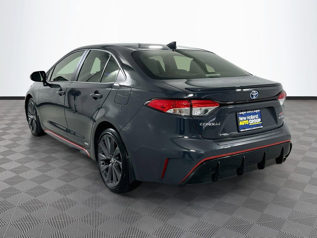 Used 2023 Toyota Corolla SE w/ SE Package AWD/4WD image 5