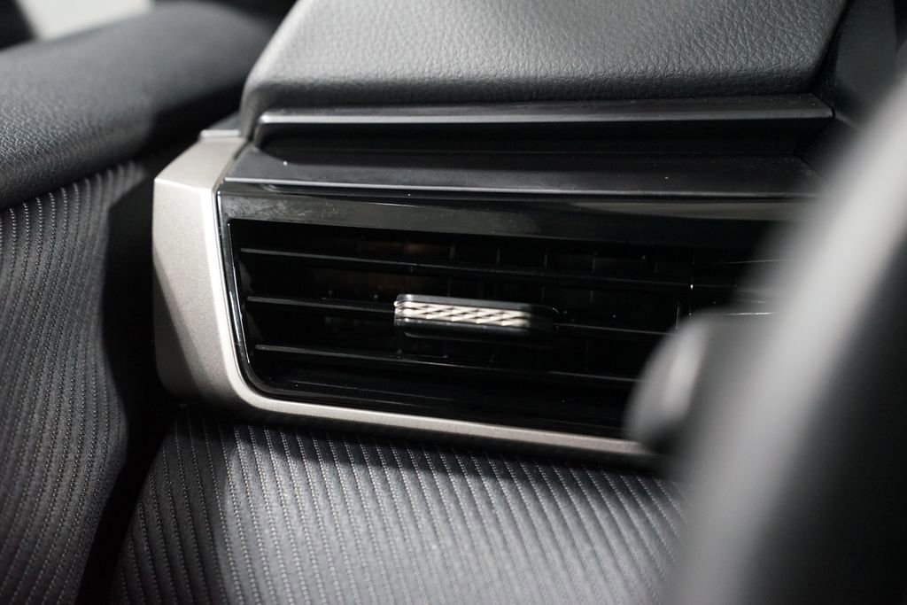 Certified 2025 Toyota Camry SE image 25