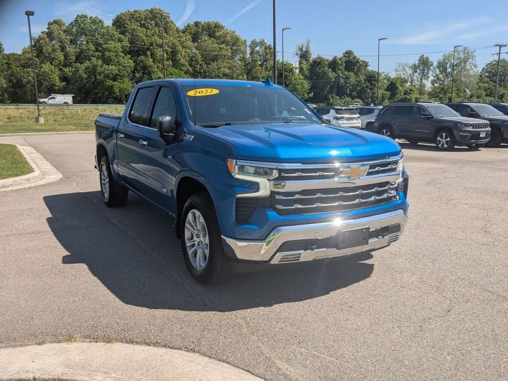 Used 2022 Chevrolet Silverado 1500 LTZ w/ LTZ Premium Package AWD/4WD image 7