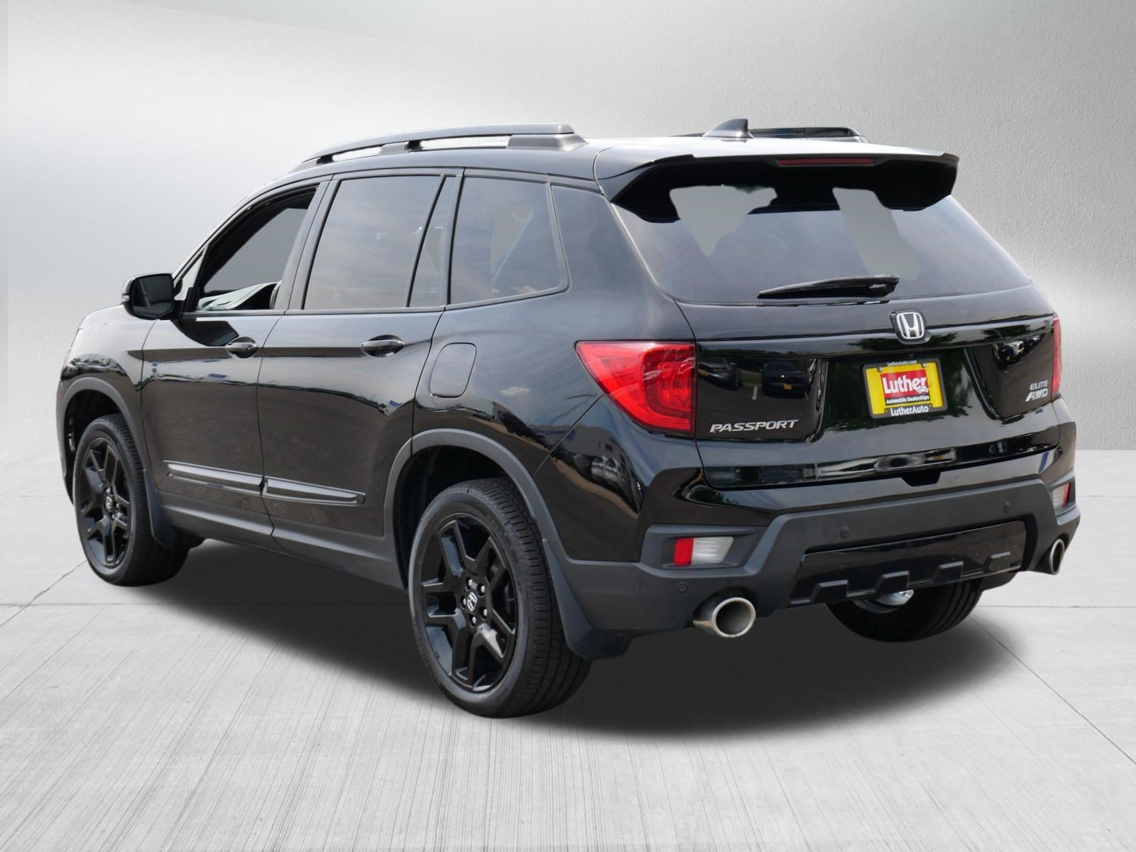 Used 2023 Honda Passport Elite image 5