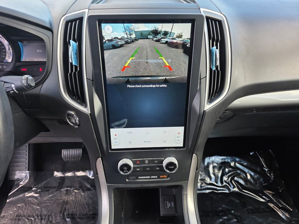 Used 2022 Ford Edge SE image 22