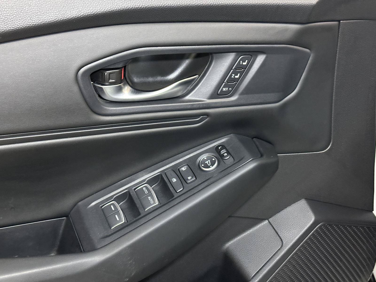 Used 2024 Honda Accord EX-L image 21