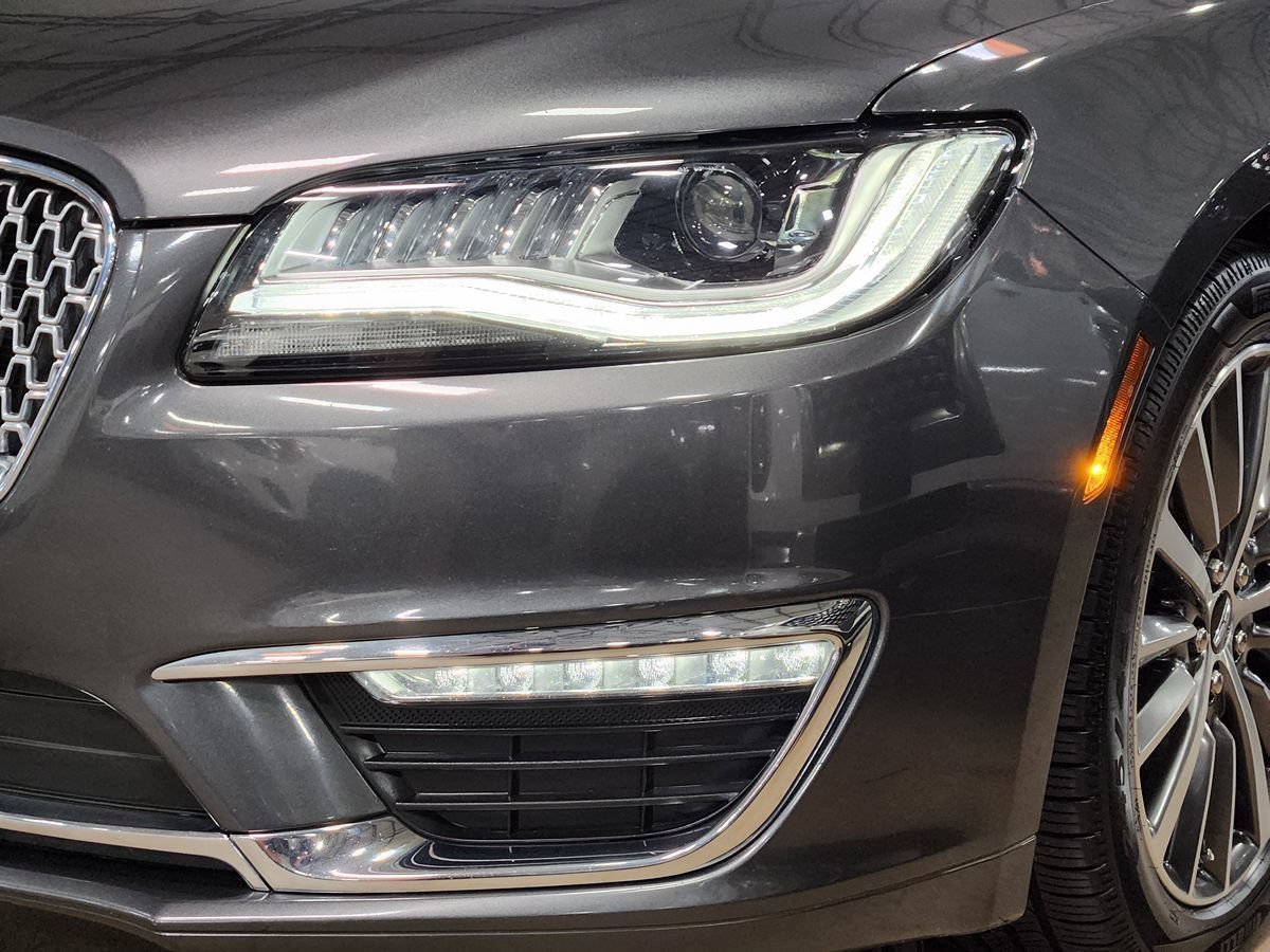 Used 2020 Lincoln MKZ Hybrid w/ Convenience Package FWD image 14