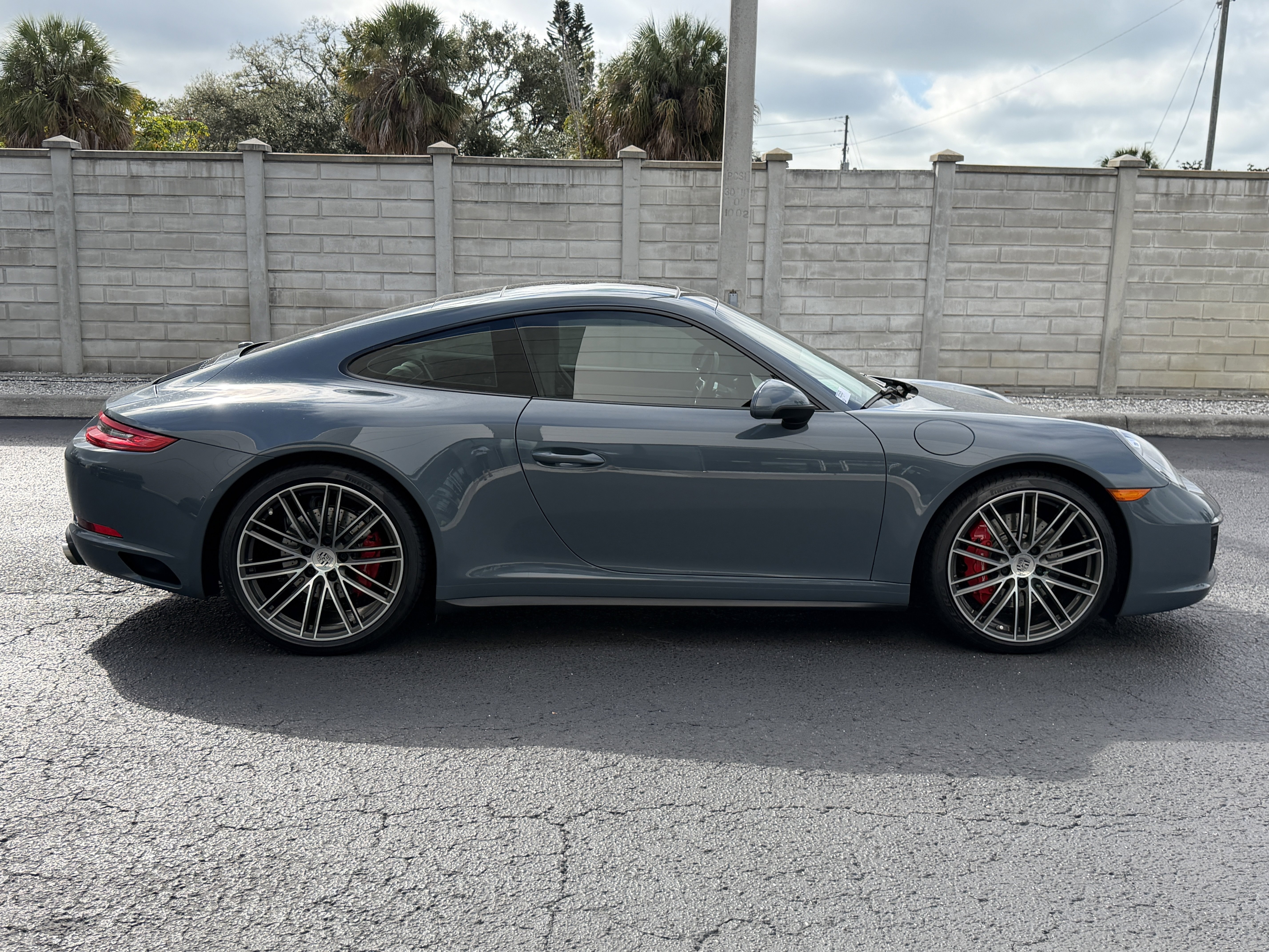 Certified 2018 Porsche 911 Carrera 4S image 7