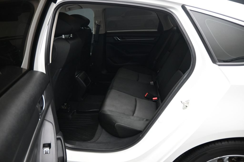 Used 2019 Honda Accord LX image 17