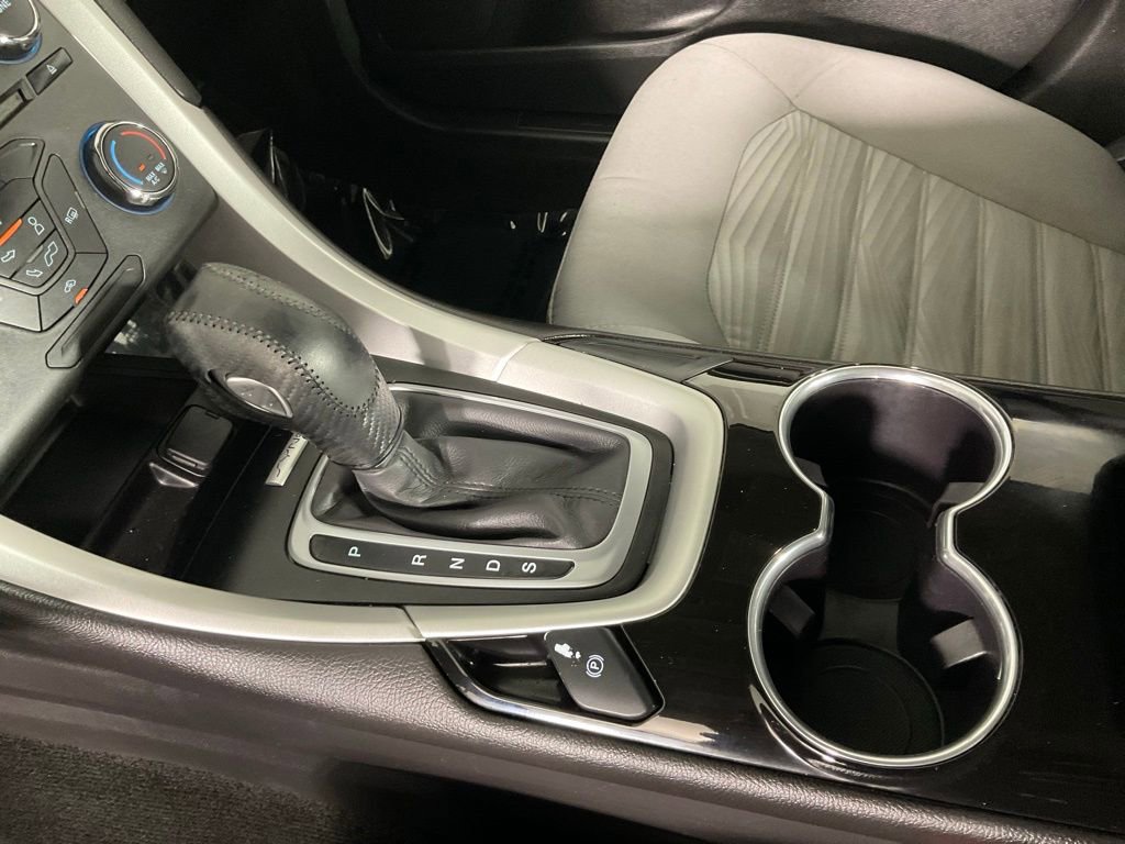 Used 2016 Ford Fusion S w/ Equipment Group 101A image 18