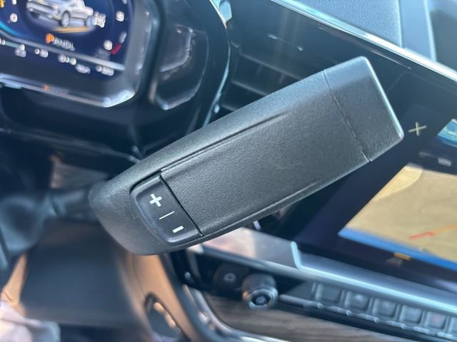 Used 2024 Chevrolet Silverado 1500 LT image 9