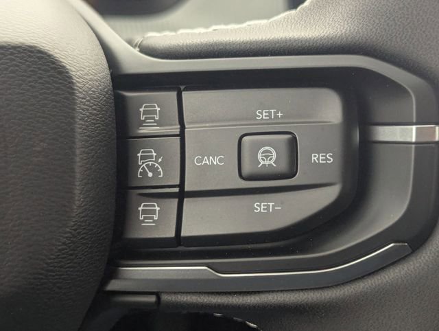 New 2026 Jeep Cherokee Laredo image 12