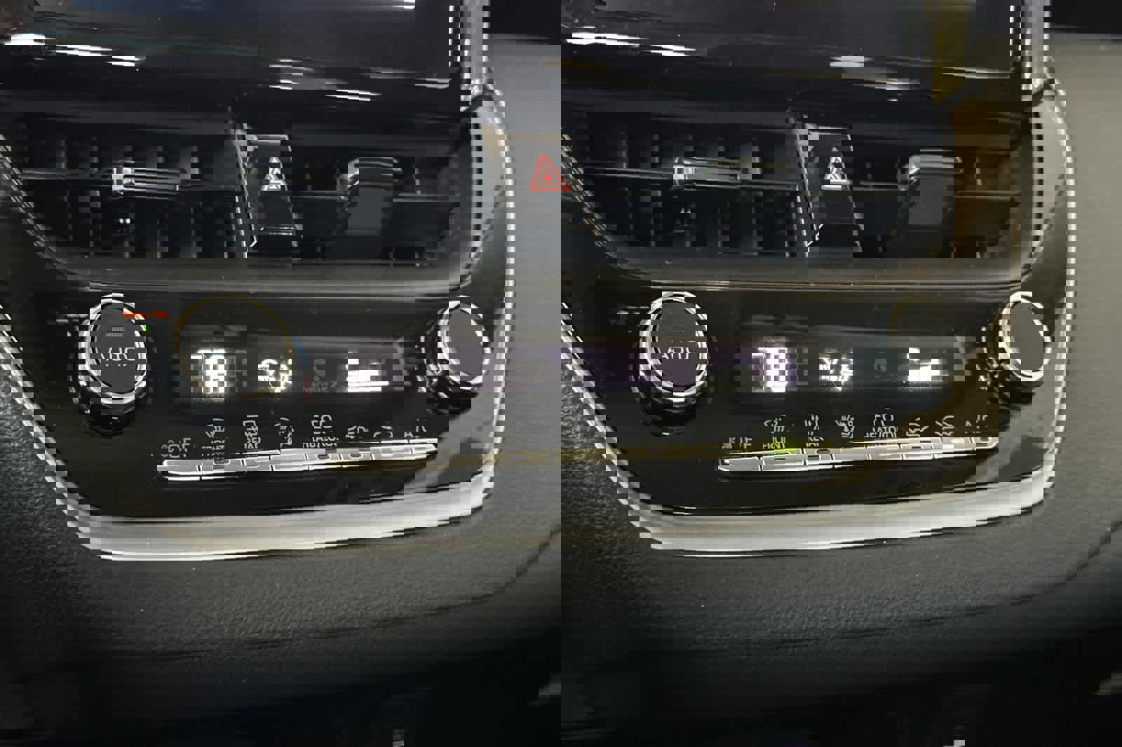 Used 2025 Toyota Corolla LE image 20