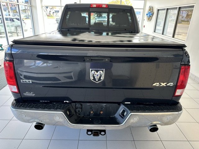Used 2017 RAM 1500 Classic SLT w/ SLT Plus D￩cor Group image 5