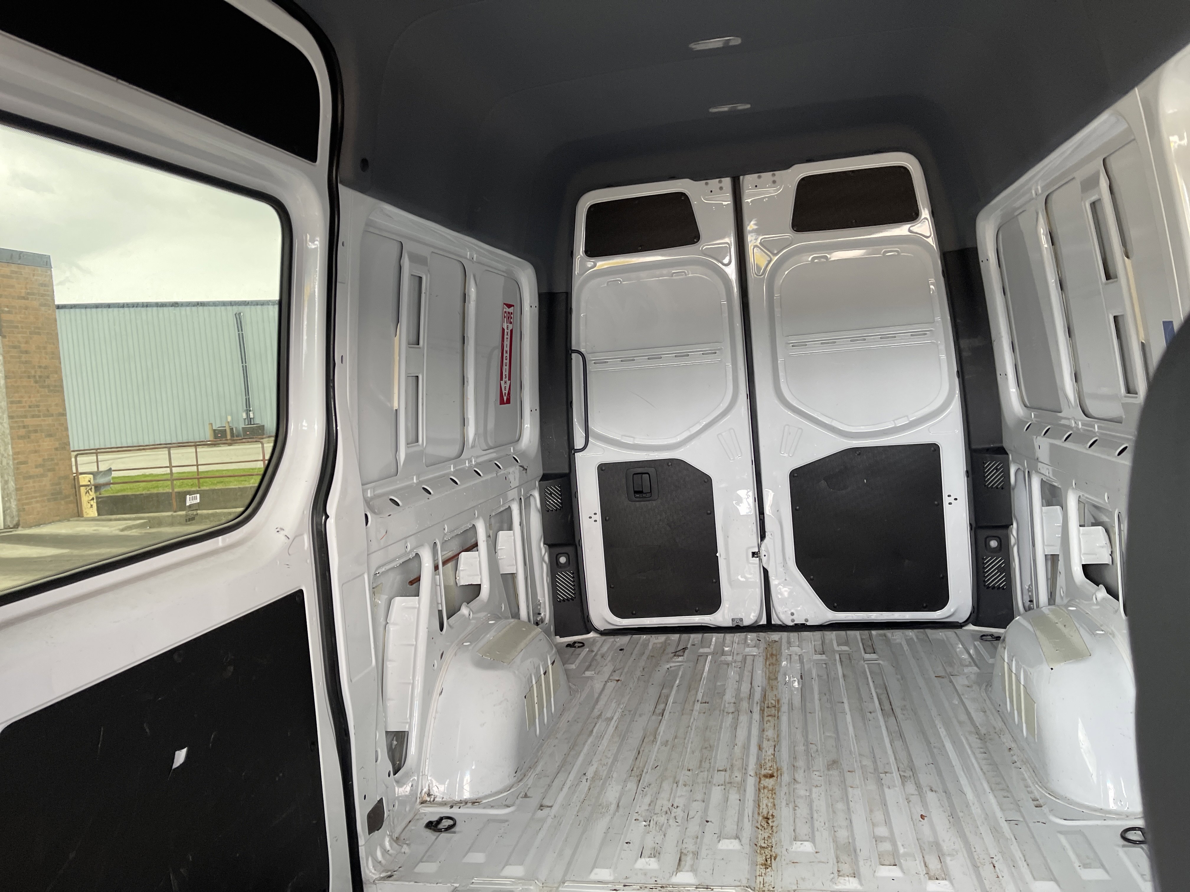 Used 2025 Mercedes-Benz Sprinter 2500 image 11