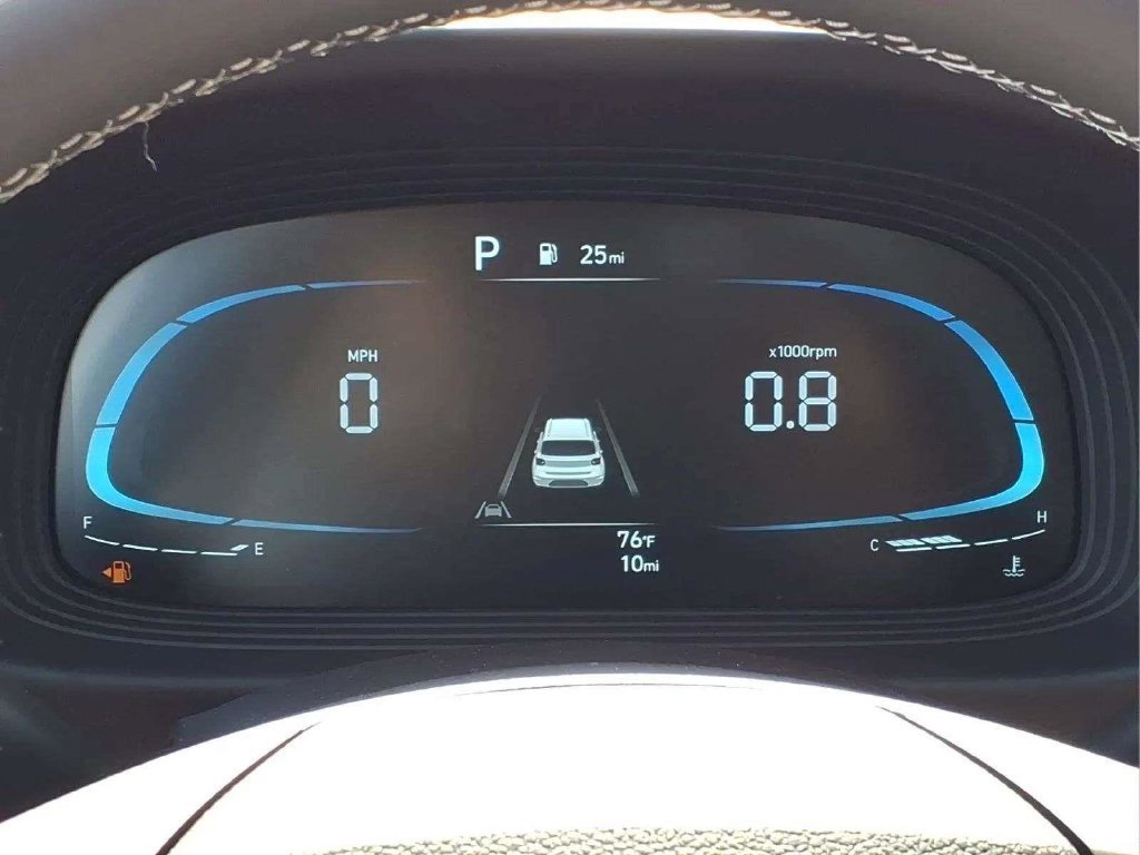 New 2026 Hyundai Venue SEL FWD image 14