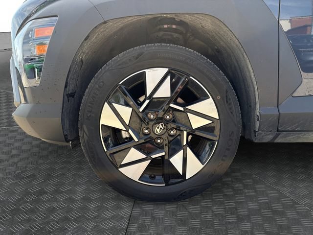 Used 2025 Hyundai Kona SEL AWD/4WD image 13