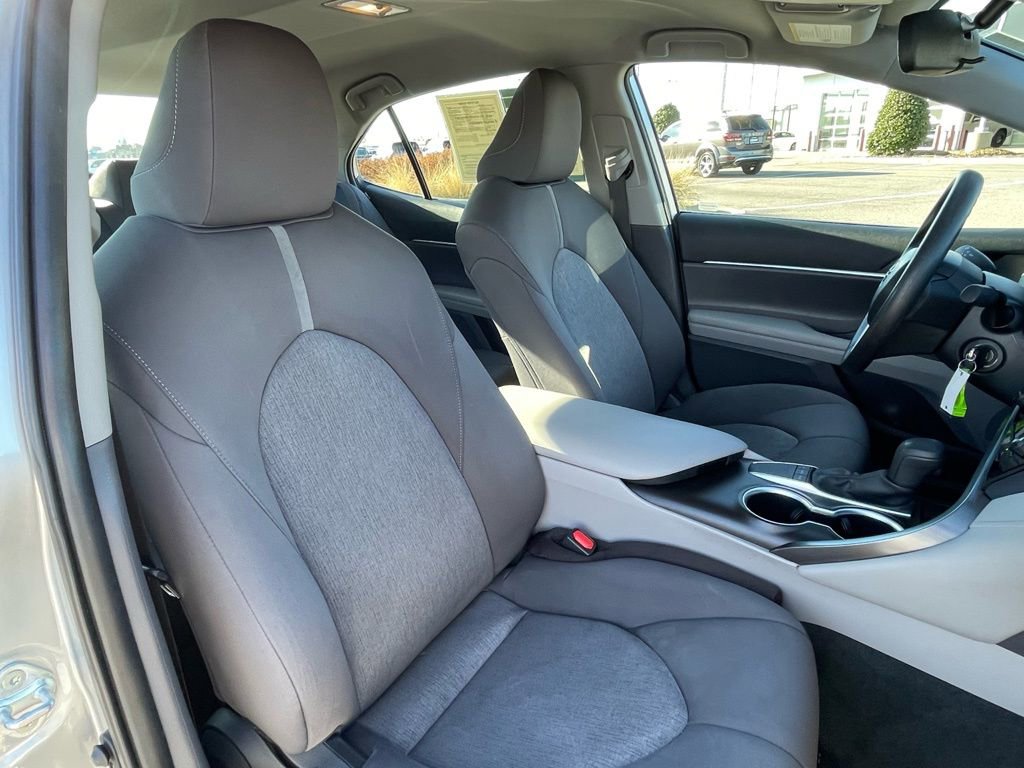 Used 2024 Toyota Camry LE image 29