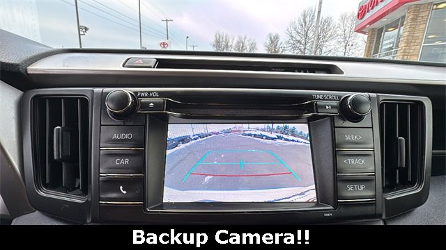 Used 2018 Toyota RAV4 LE image 3