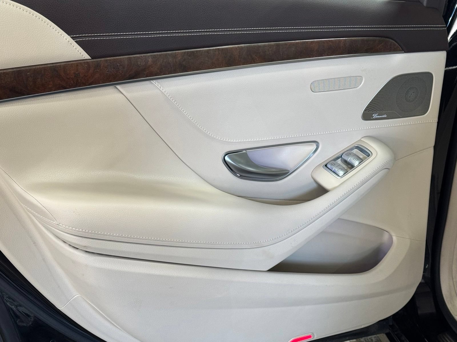 Used 2015 Mercedes-Benz S 550 4MATIC Sedan image 38