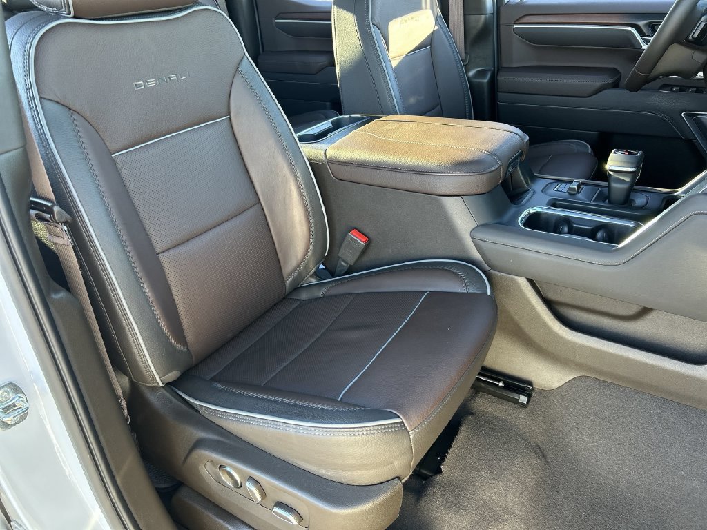 Used 2026 GMC Sierra 1500 Denali AWD/4WD image 28