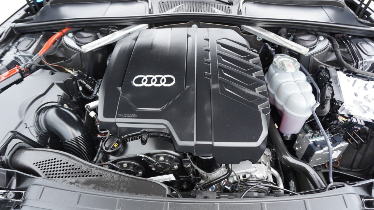 Used 2024 Audi A5 2.0T Prestige AWD/4WD image 32