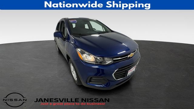 Used 2017 Chevrolet Trax LS AWD/4WD image 1