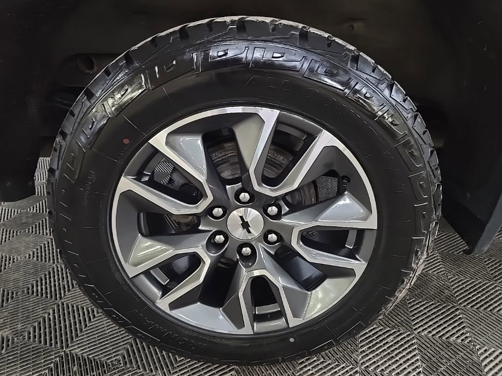 Used 2023 Chevrolet Silverado 1500 RST AWD/4WD image 13