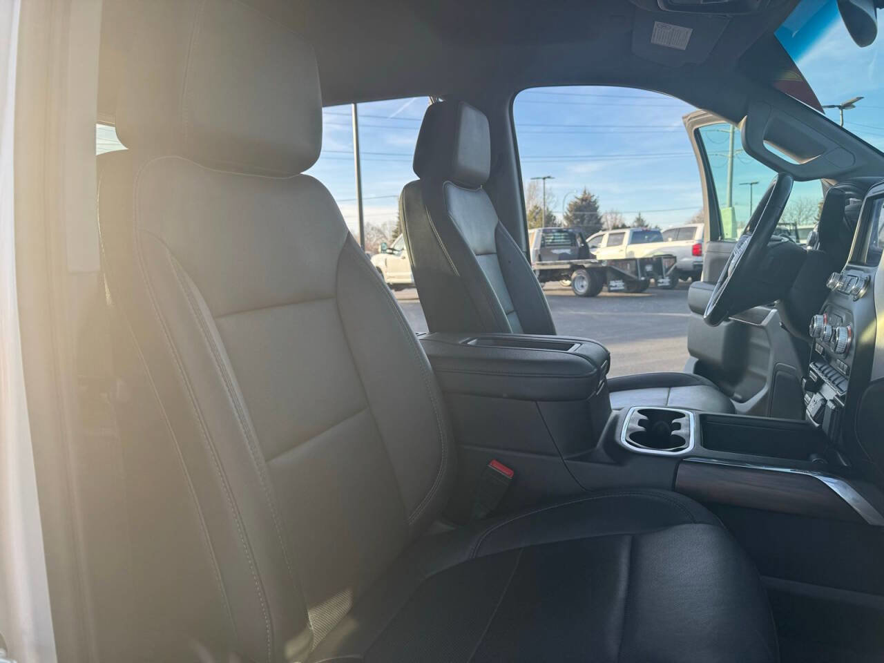 Used 2021 GMC Sierra 2500 SLT image 35