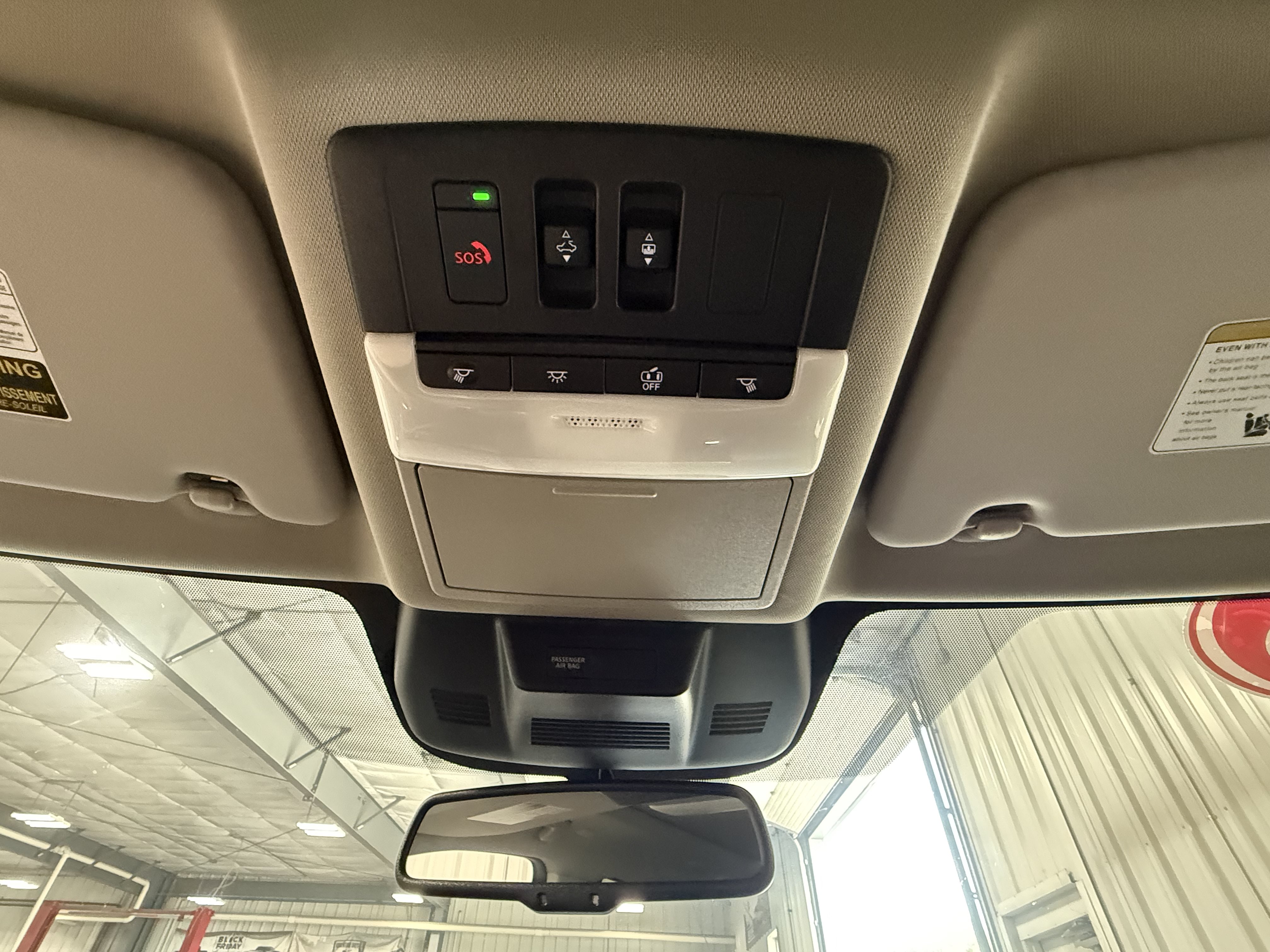 Used 2025 Nissan Rogue SL w/ Tech Package AWD/4WD image 23