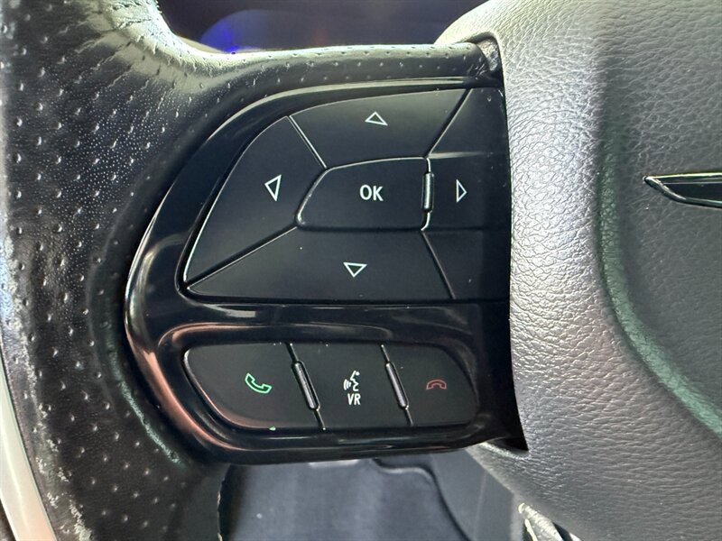 Used 2021 Chrysler Pacifica Limited w/ S Appearance Package image 20