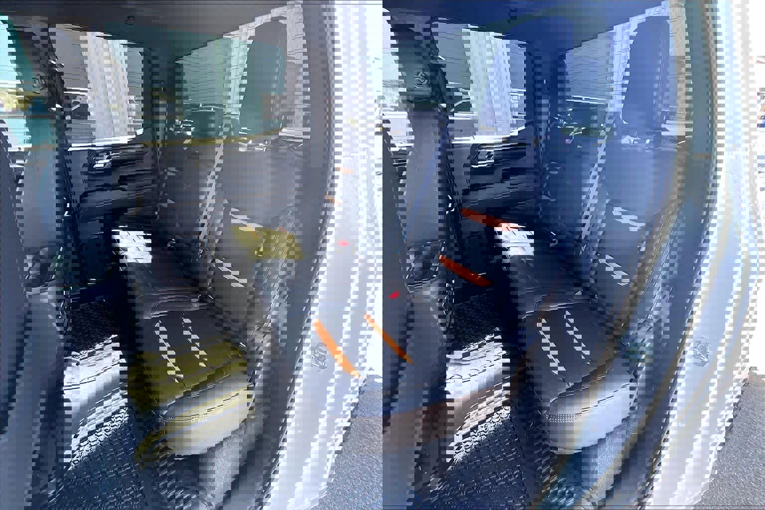 Used 2023 GMC Sierra 1500 AT4 image 21