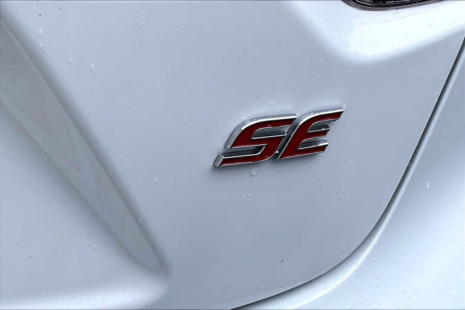 Certified 2024 Toyota Corolla SE FWD image 10
