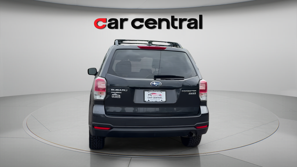 Used 2017 Subaru Forester 2.5i w/ Alloy Wheel Package AWD/4WD image 4
