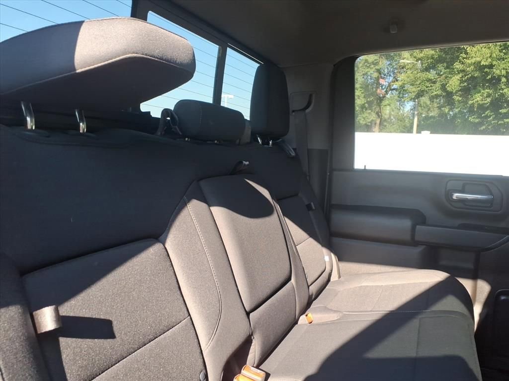 Used 2022 Chevrolet Silverado 3500 LT w/ Convenience Package image 17