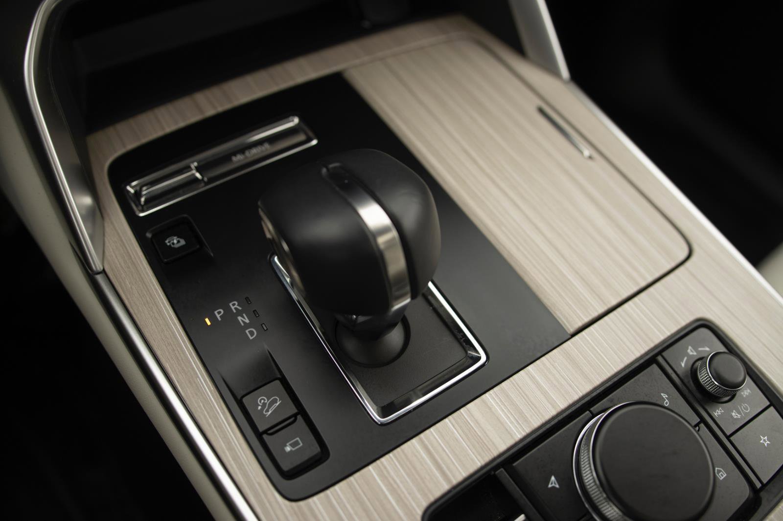 Used 2024 MAZDA CX-90 Plug-In Hybrid w/ Premium Plus image 10