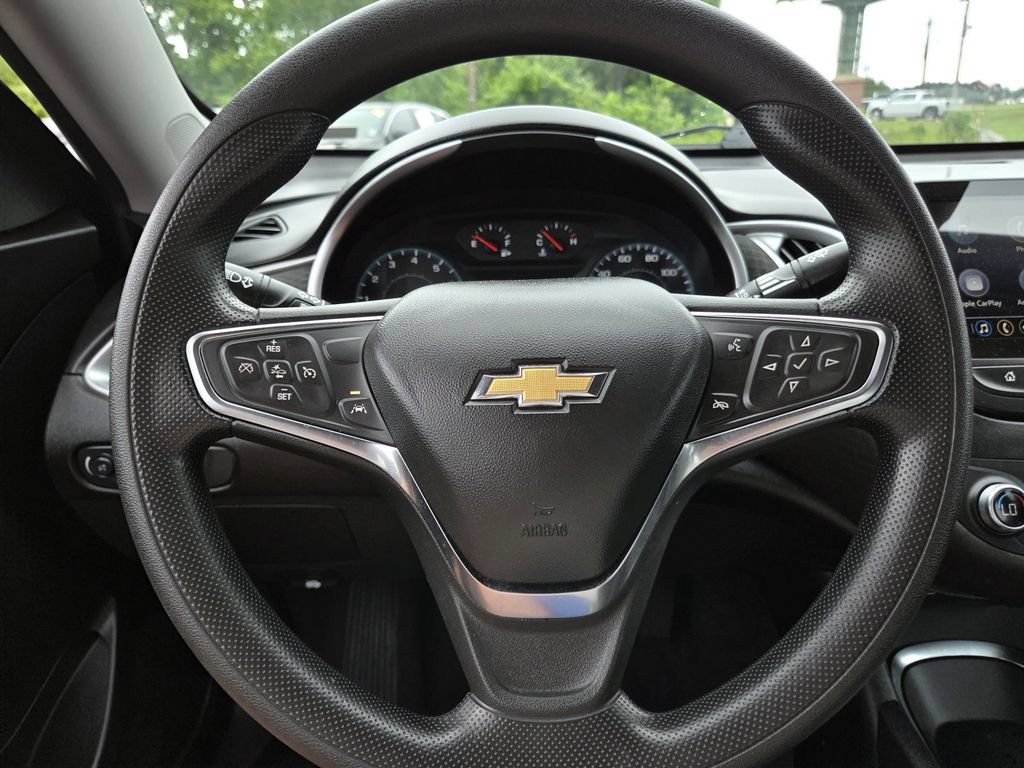 Used 2025 Chevrolet Malibu LT FWD image 20