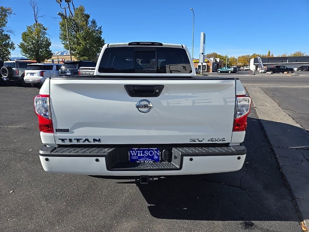 Used 2019 Nissan Titan SV w/ SV Convenience Package image 6