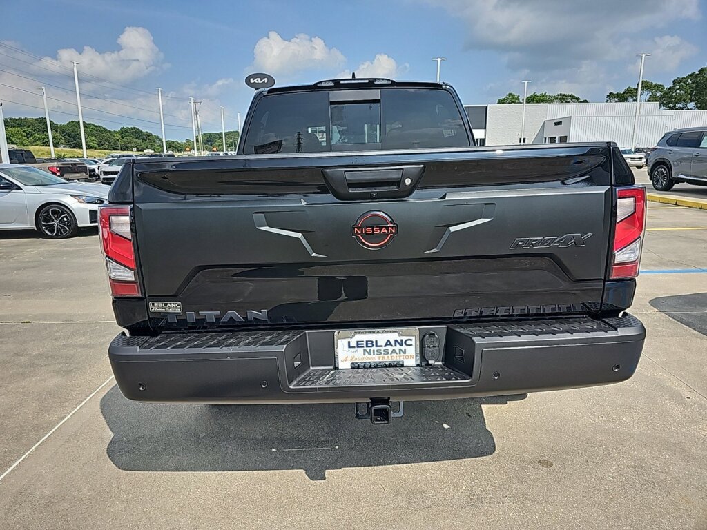New 2024 Nissan Titan PRO-4X w/ Off Road Protection Package AWD/4WD image 2
