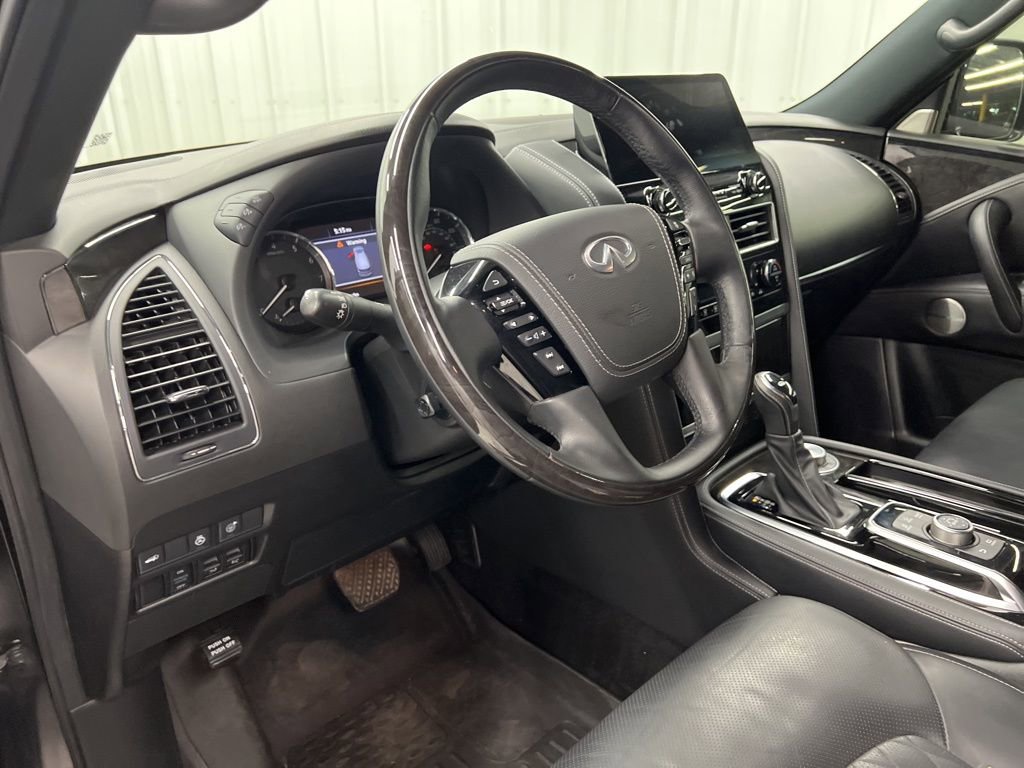 Used 2024 INFINITI QX80 Sensory AWD/4WD image 19