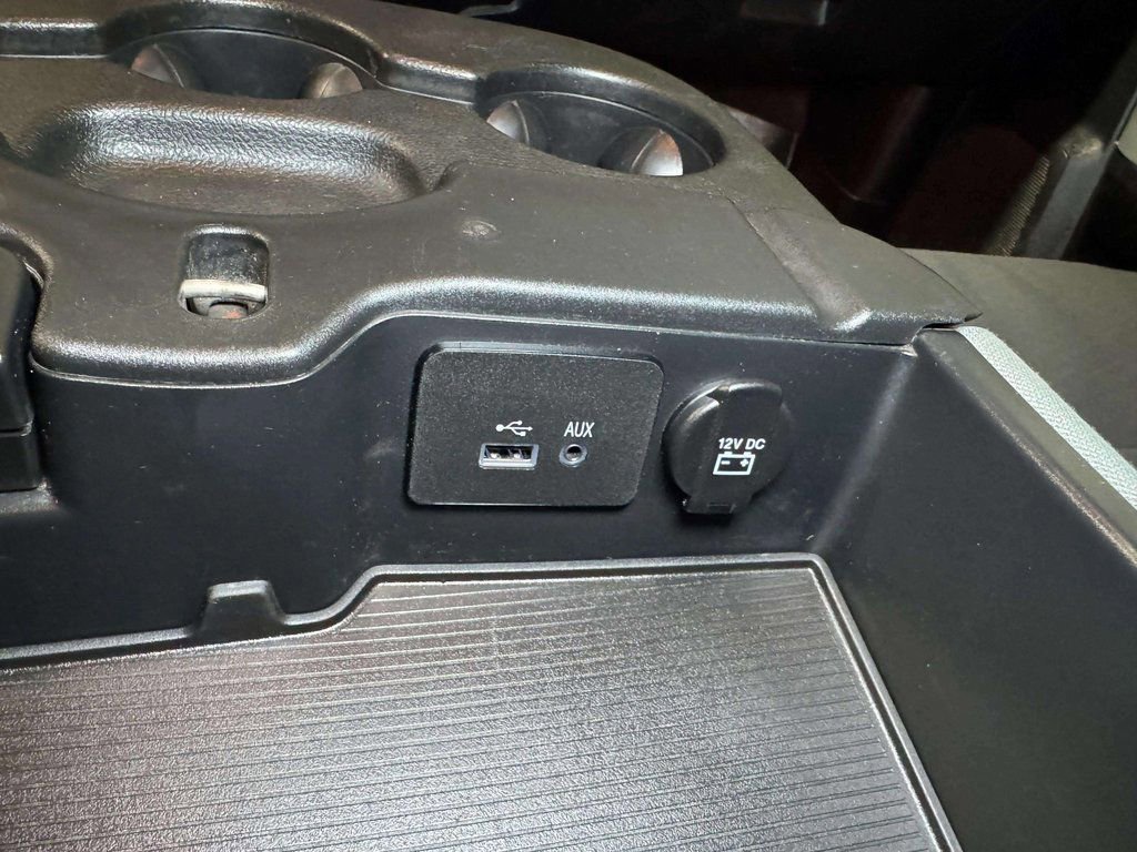 Used 2017 RAM 1500 Classic SLT image 12