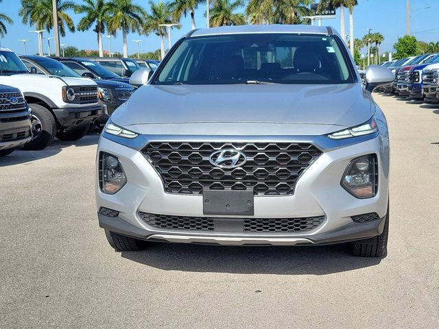 Used 2020 Hyundai Santa Fe SE FWD image 2