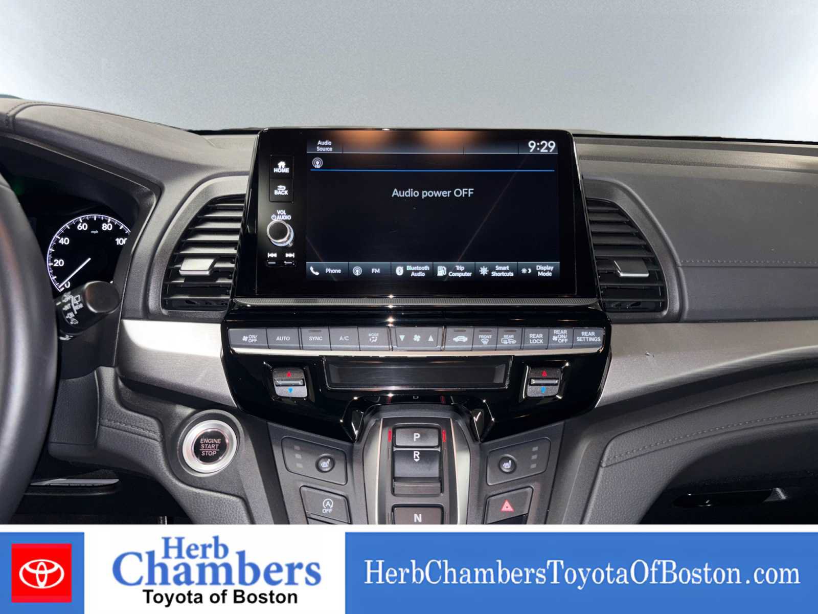 Used 2025 Honda Odyssey EX-L image 13
