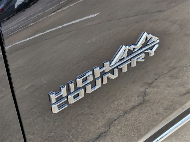 Used 2024 Chevrolet Traverse High Country FWD image 9