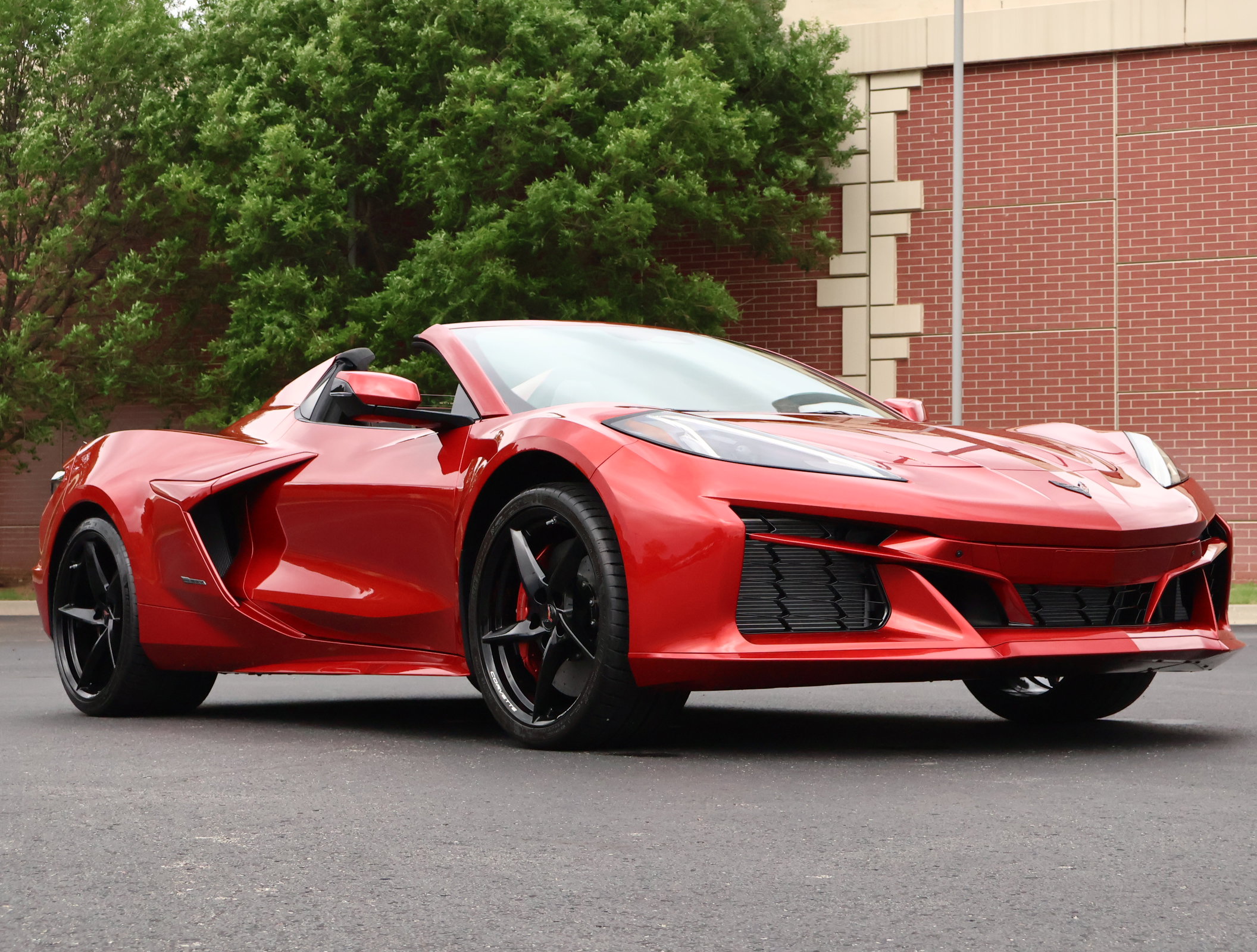 New 2026 Chevrolet Corvette E-Ray AWD/4WD image 1