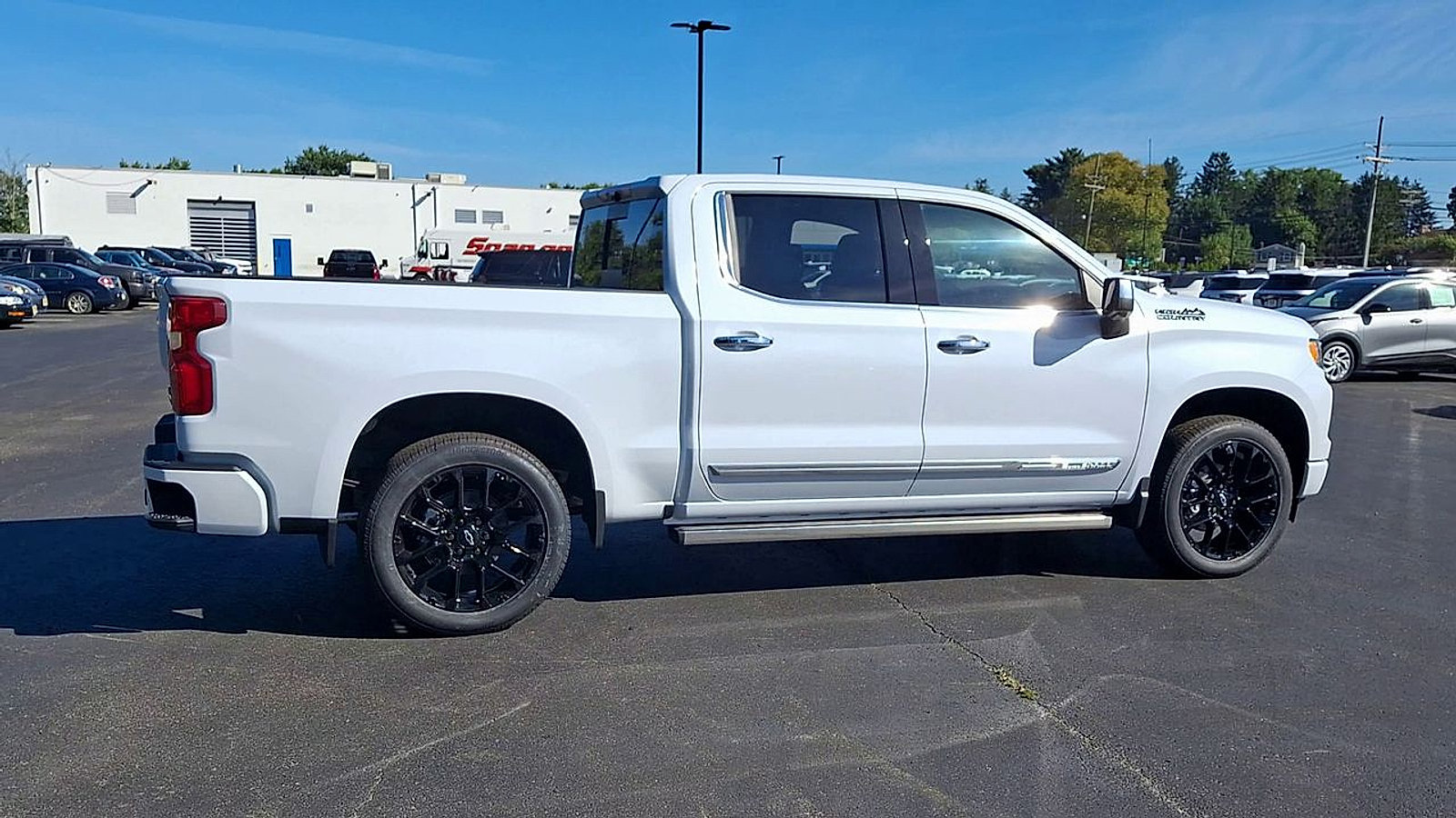 New 2026 Chevrolet Silverado 1500 High Country AWD/4WD image 3