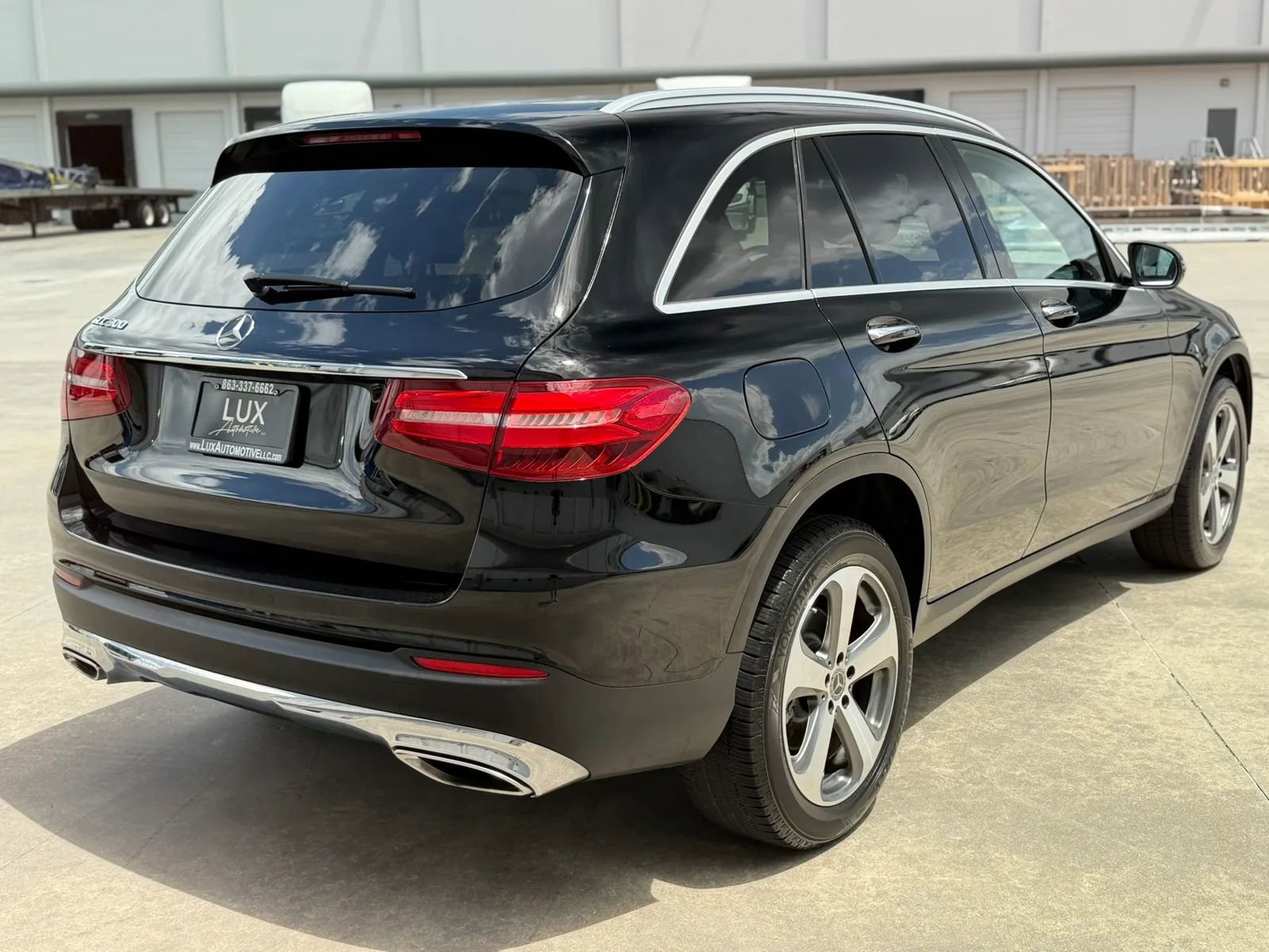 Used 2019 Mercedes-Benz GLC 300 w/ Premium Package image 8