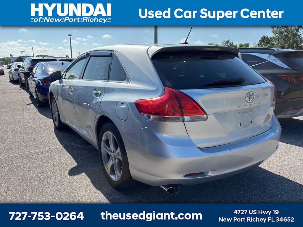 Used 2009 Toyota Venza FWD image 2