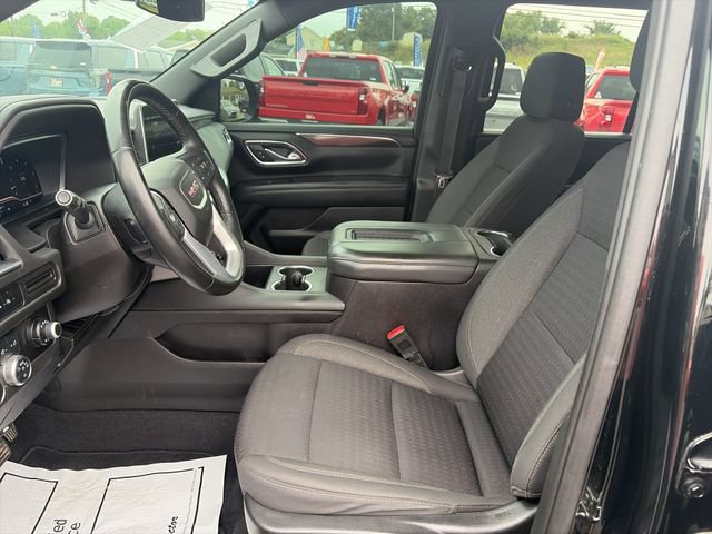 Used 2023 GMC Yukon SLE AWD/4WD image 9