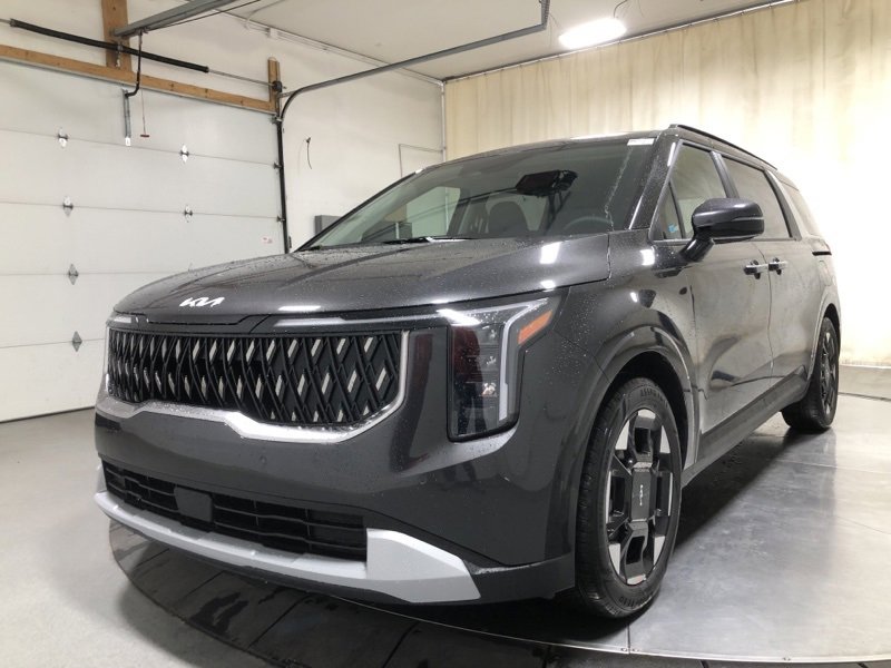 New 2026 Kia Carnival EX image 3