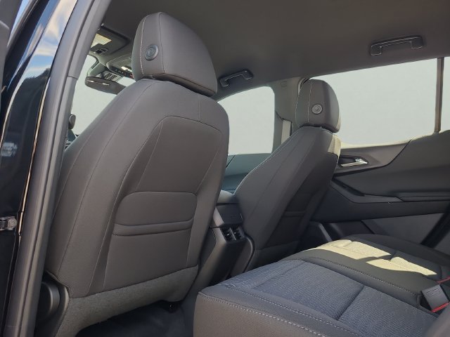 New 2027 Chevrolet Equinox LT FWD image 12