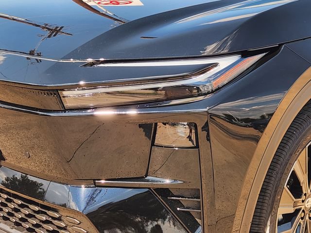 New 2026 Toyota C-HR AWD/4WD image 6
